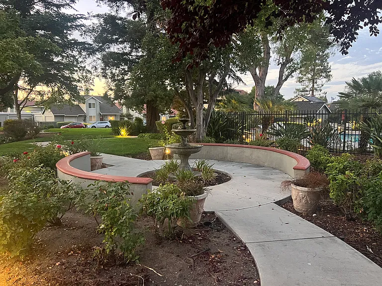 Complex Grounds