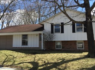 120 Timberwood Ln, Springboro, OH 45066