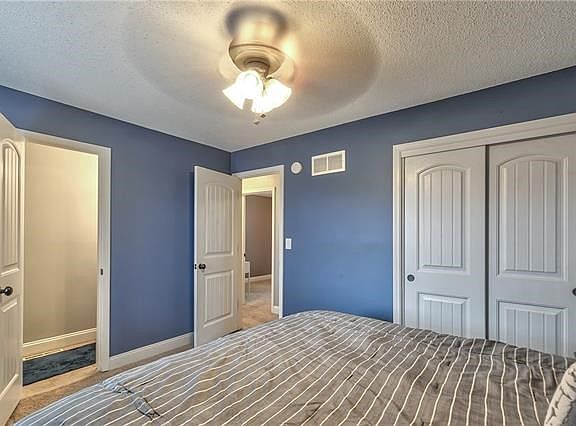 5th image of 2819 N 110th Ter
