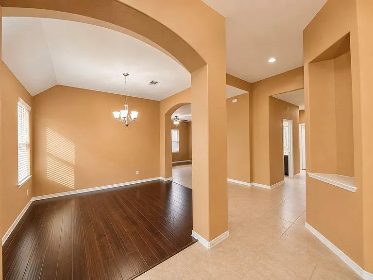 12643 Jamestown Crossing Ln — Photo 7