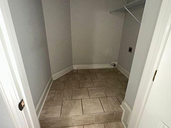 2nd image of 717 Sherrod Ave #E