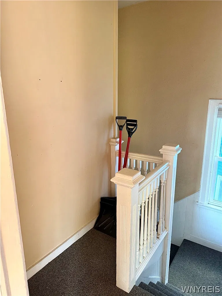 4 bed, 1.0 bath, 2848 sqft, $1,675 — Photo 4
