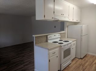 416 Estrella Ave #10, Monterey, CA 93940