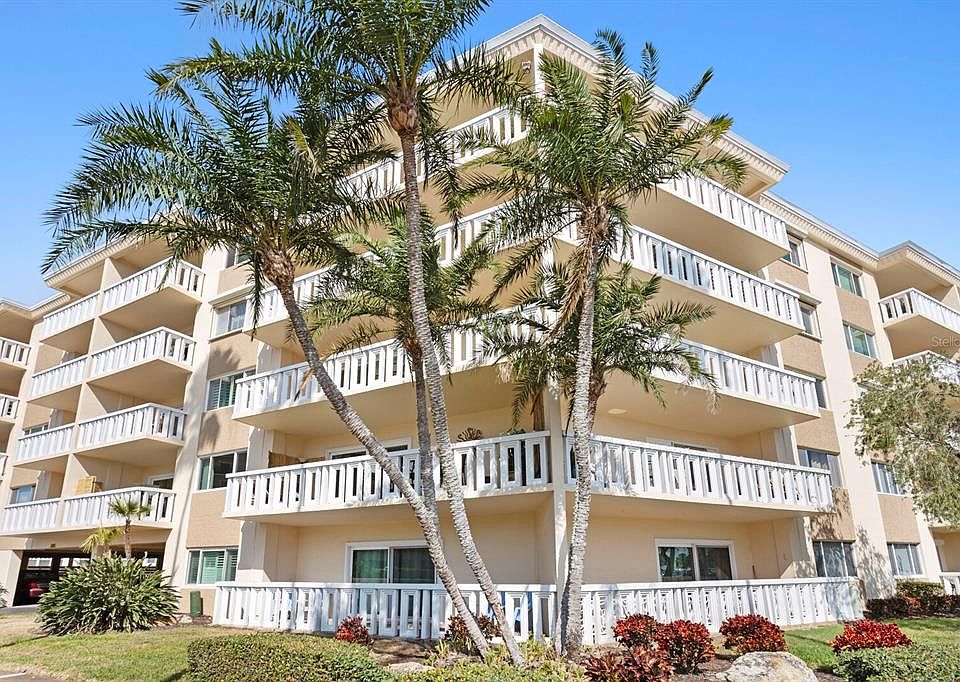 1st image of 1200 N SHORE DRIVE NE #407