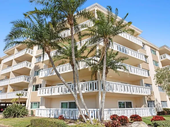 1200 N Shore Dr NE Unit 407, Saint Petersburg, FL 33701