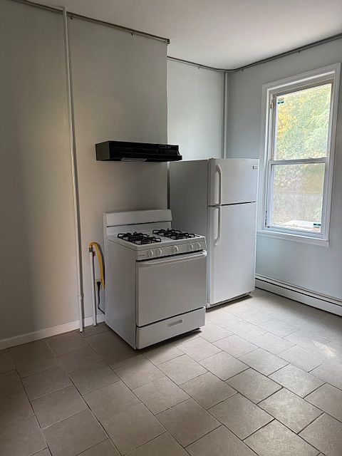 1st image of 42 Croton Ter #3