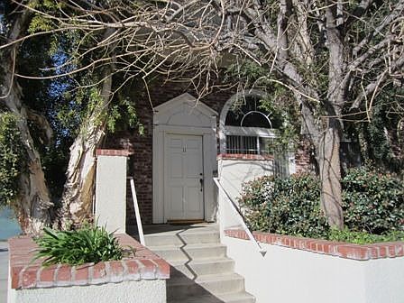 1st image of 8741 Darby Ave Suite 11