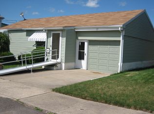 13 Thomas St, Exeter, PA 18643