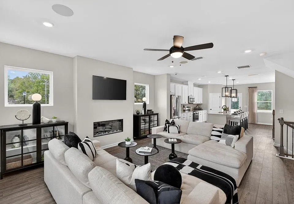 2729 Dreycott Ln