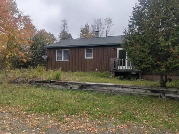 177 Storer Road, Bradford, ME 04410