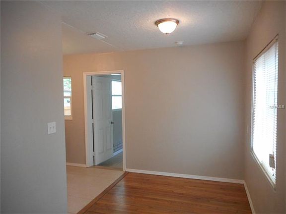 5th image of 970 23rd Ave S