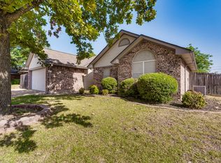 2807 Oriental Ave, Midlothian, TX 76065