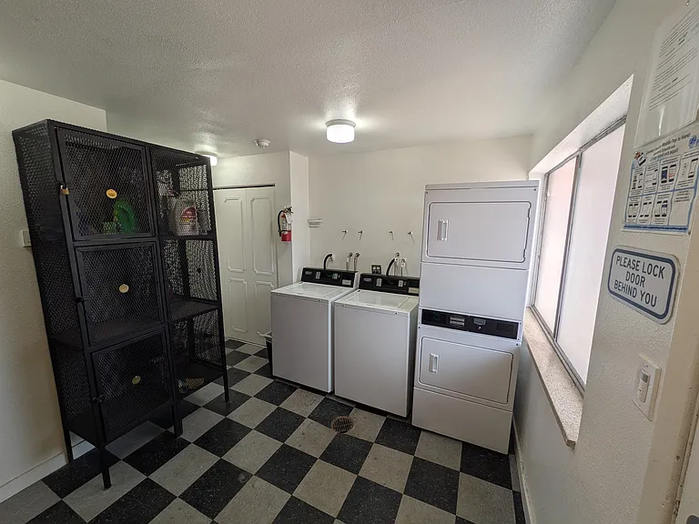 3430 S Grant St #101 — Photo 7