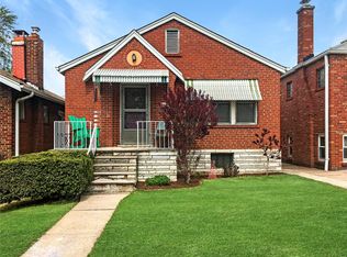 3945 Parker Ave, Saint Louis, MO 63116