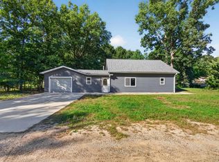 9722 4th St, Interlochen, MI 49643