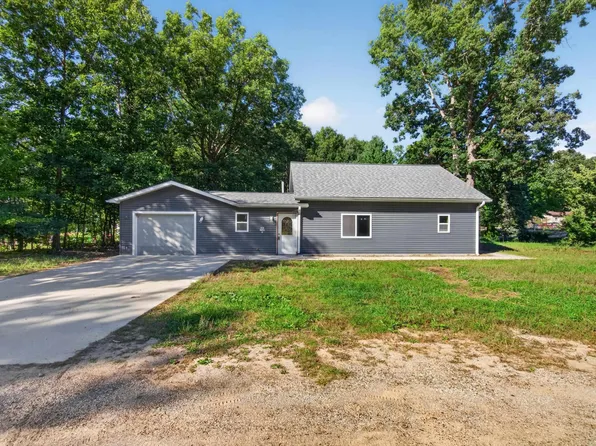 9722 4th St, Interlochen, MI 49643