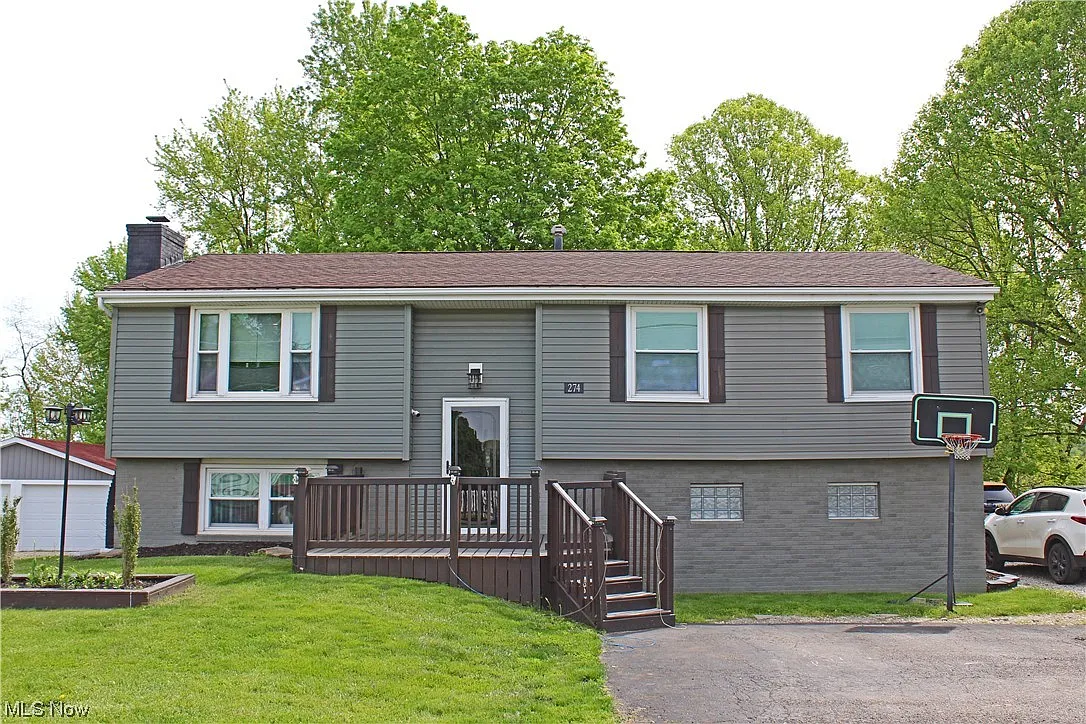 274 Walker Manor Cir photo 1