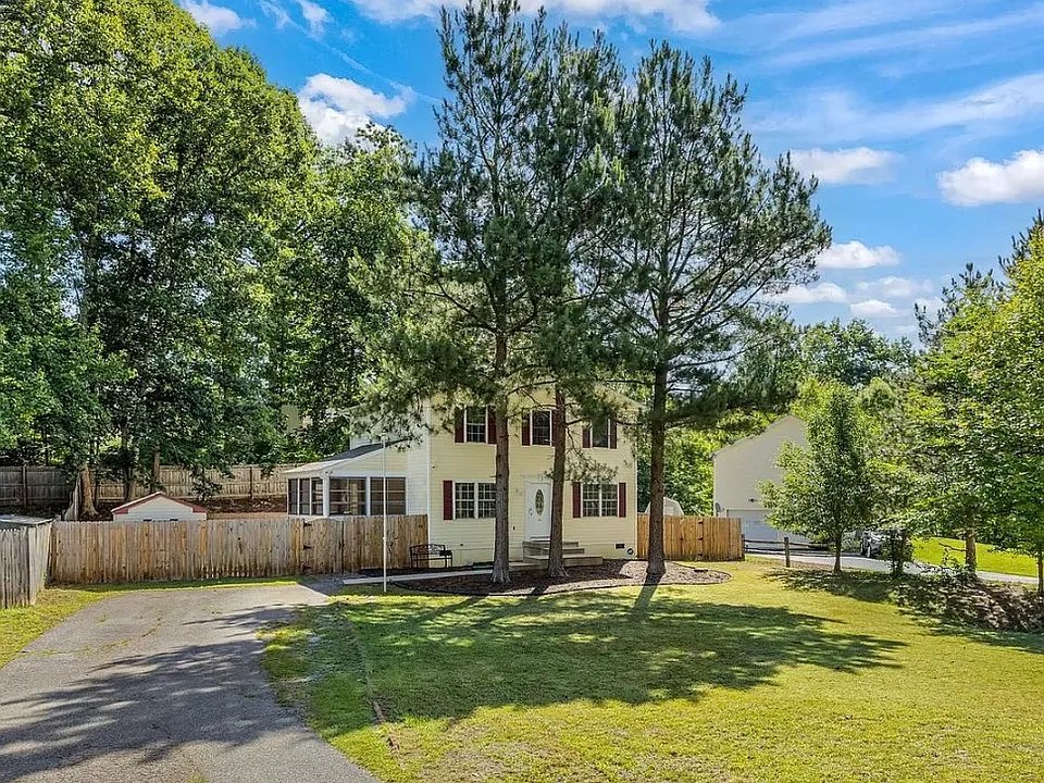 36 Plumosa Dr
