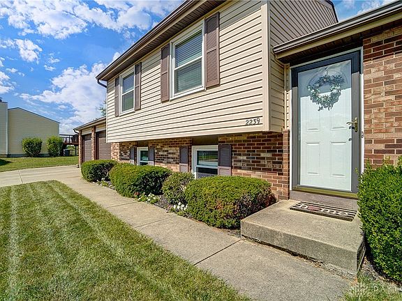 4th image of 2239 Pinebrooke Ct