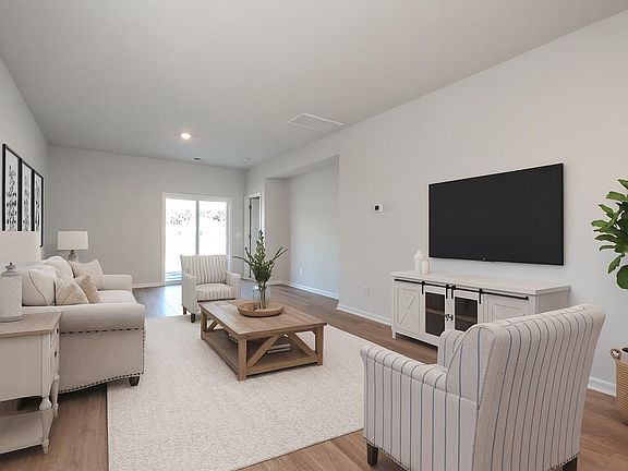 2nd image of 554 Merrywood Dr