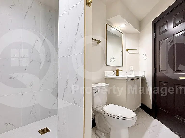 112 Paragon Ct — Photo 25