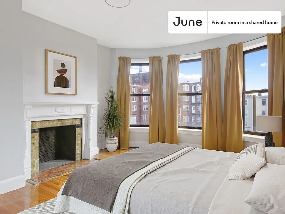 17 Highgate St #C