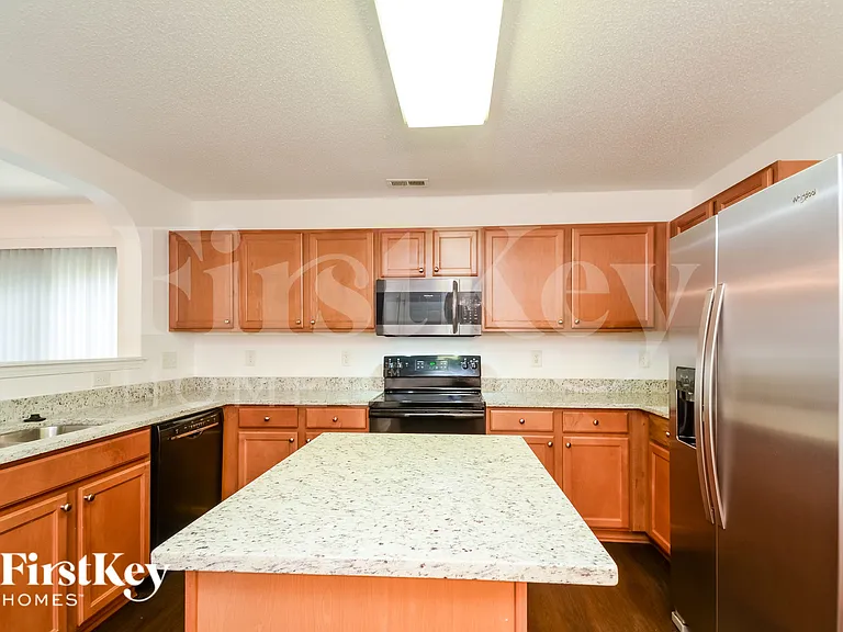 157 Brookhaven Dr — Photo 3