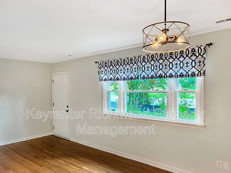 3 bed, 1.5 bath, 1144 sqft, $2,200 — Photo 4