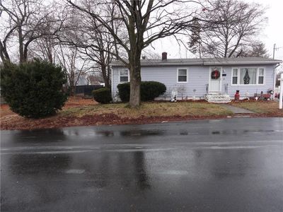 31 Auburn Ave, Johnston, RI, 02919