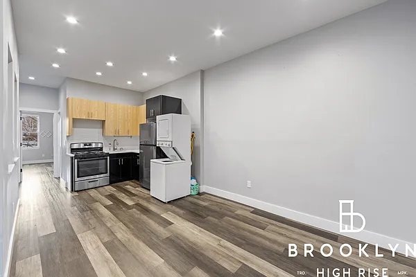 Rented by Brooklyn High Rise LLC | media 2