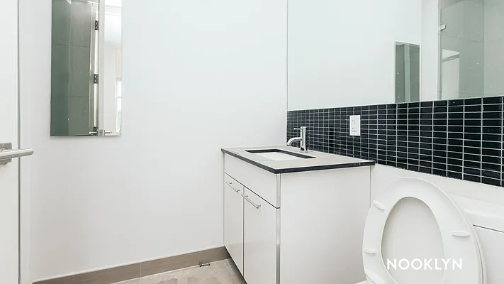 Rented by Nooklyn NYC LLC | media 49