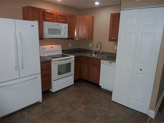4th image of 5755 Westphalia Ln APT A