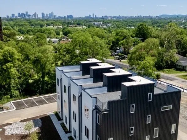 556 Cliff Cir #35, Nashville, TN 37218