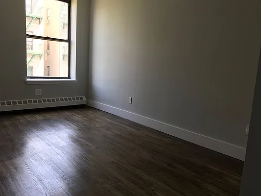 Rented by Luxury Property Group | media 36