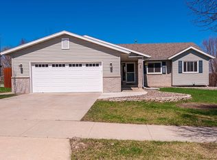 459 44th Ct NW, Rochester, MN 55901