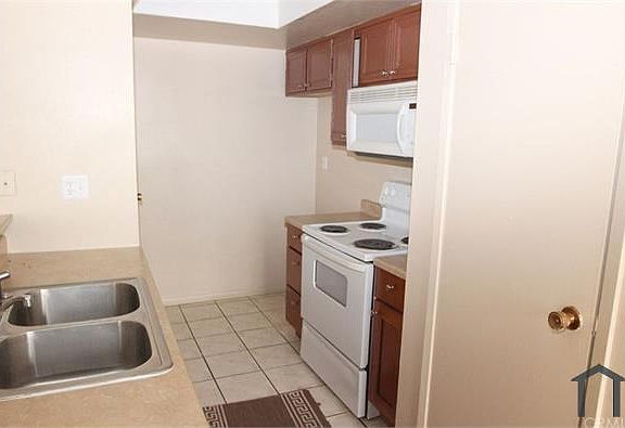 3rd image of 3496 20th St