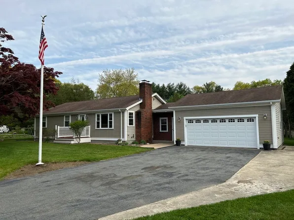 33 Winfield St, East Freetown, MA 02717