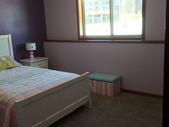 4th image of 2036 Greenwood Valley Dr