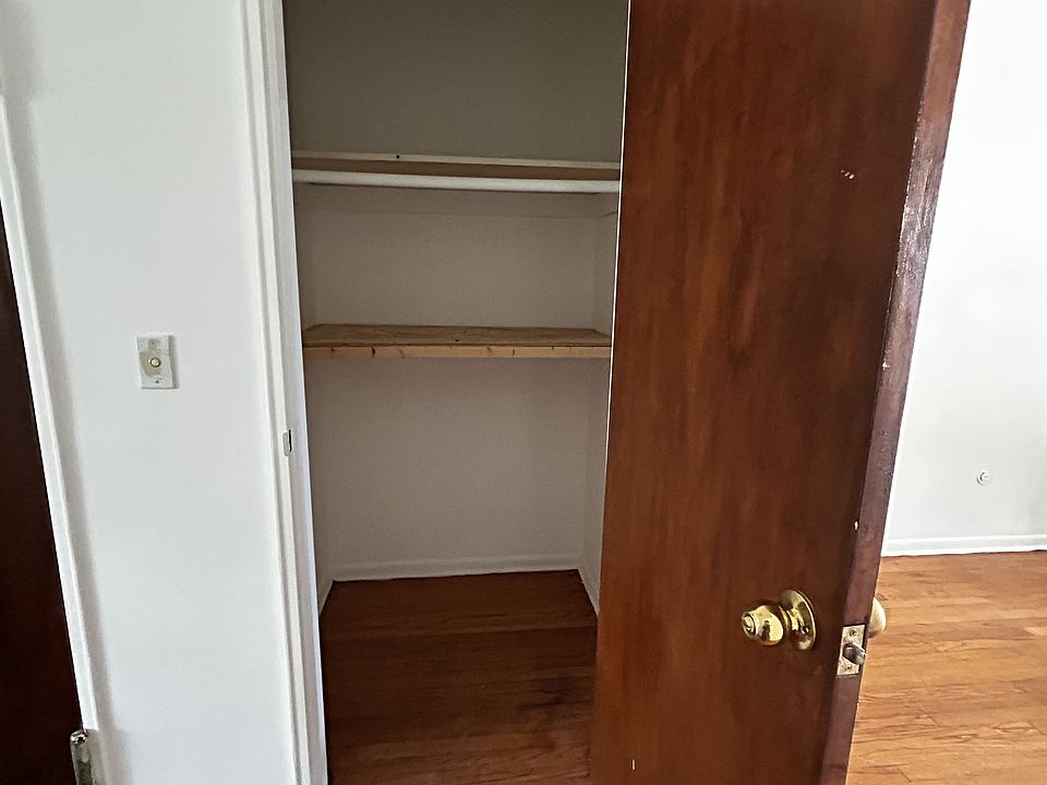 Storage space near front door