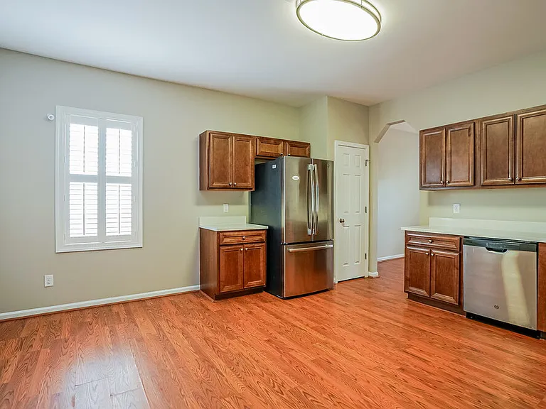 2323 King Malcolm Ln — Photo 9