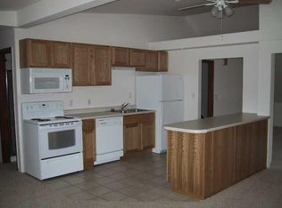 1957 Lake St, Roseville, MN 55113