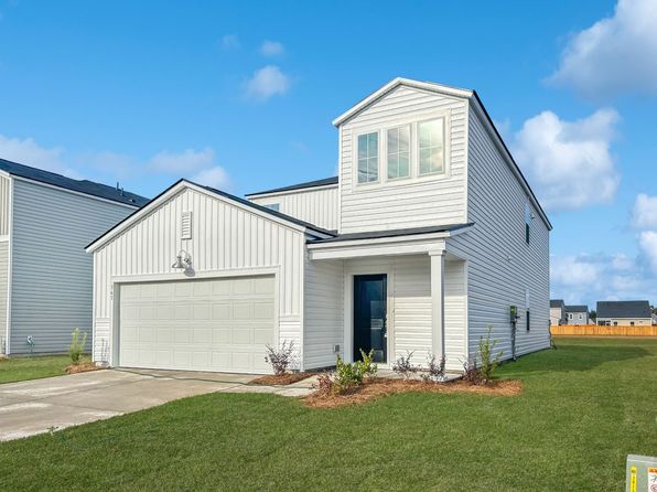 367 Pine Crest View Dr