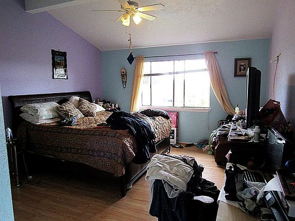 3rd image of 8415 Battle Plains Dr