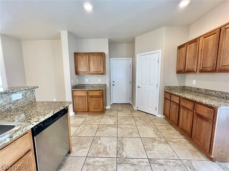5014 Tunnel Falls Dr — Photo 15