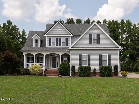 3rd image of 2505 Plumosa Drive