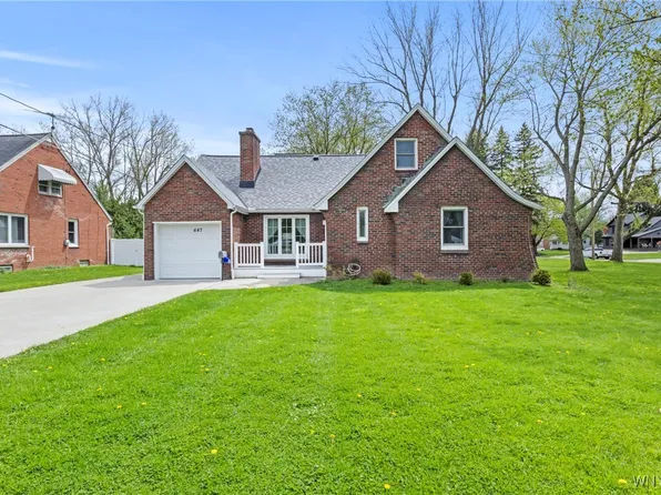 647 Center Rd, Buffalo, NY 14224