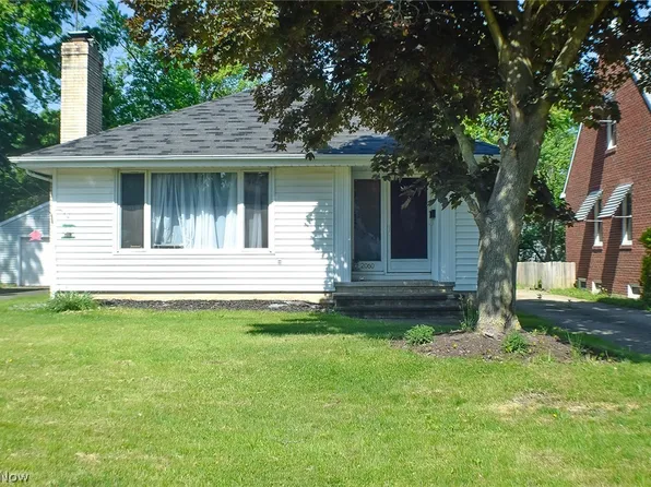 2060 E 224th St, Euclid, OH 44117