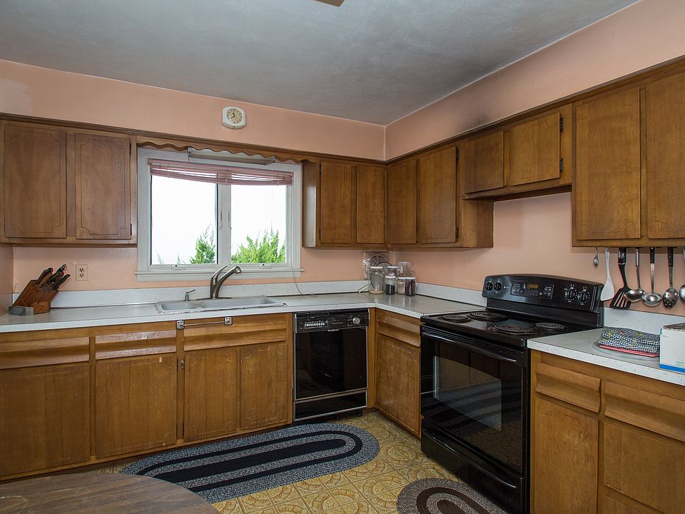 1st image of 3564 Bertha Dr