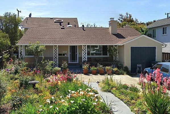 969 E Grant Pl — Photo 13