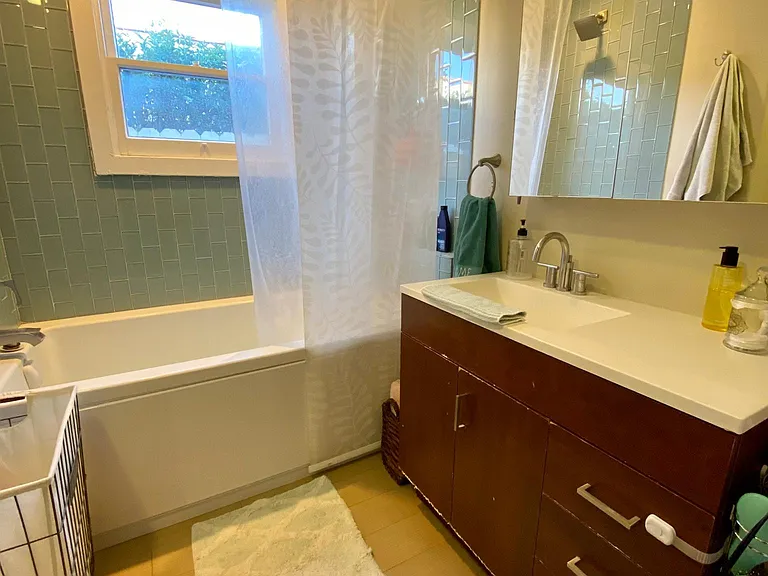 533 S Walnut Ave — Photo 11